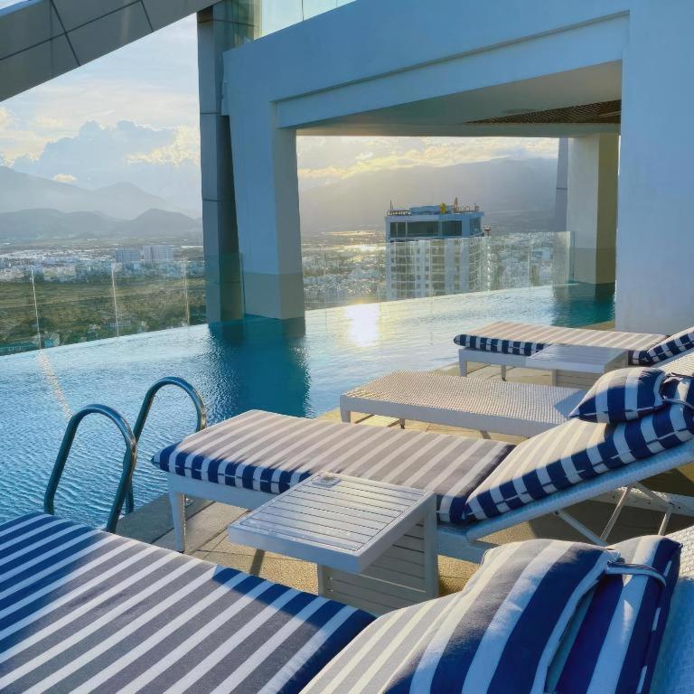 Panorama Nha Trang Central Condotel Exteriör bild