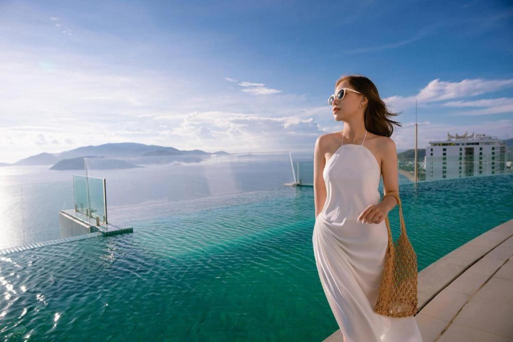 Panorama Nha Trang Central Condotel Exteriör bild